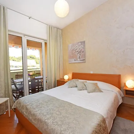 Dora Near Sea And Center With Private Garage *