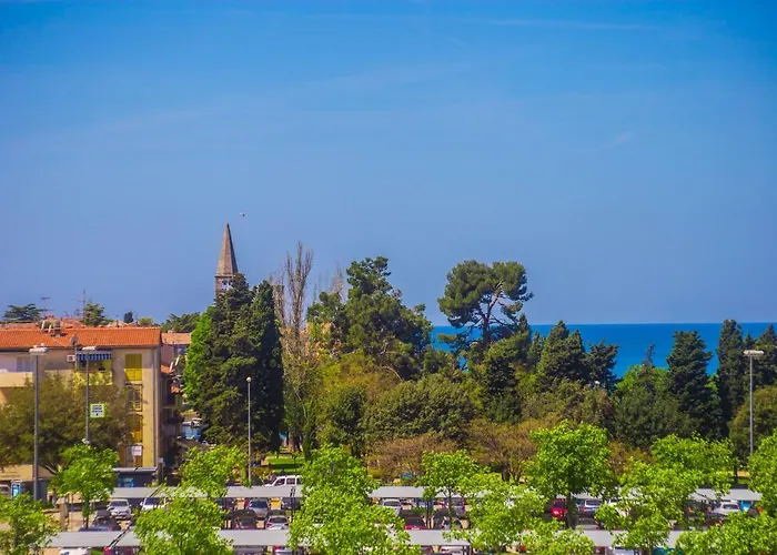 Apartmán Dora Near Sea And Center With Private Garage