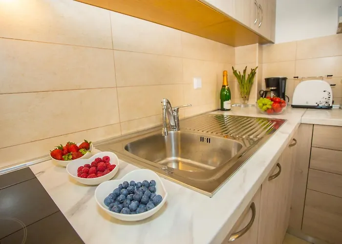 Dora Near Sea And Center With Private Garage Daire *