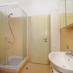 Apartment Dora Near Sea And Center With Private Garage Porec