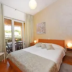 Dora Near Sea And Center With Private Garage *